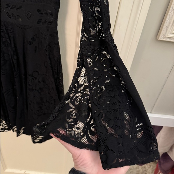 Free People 4 Dress Lace Black Lovers Festival Folk Short Bell Sleeve Bohemian - Picture 6 of 14